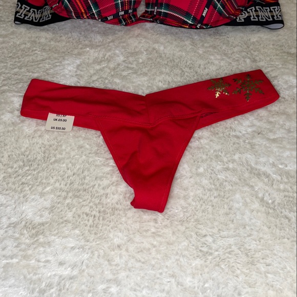 Pink Christmas Matching Bra and Thong Set - Picture 3 of 11